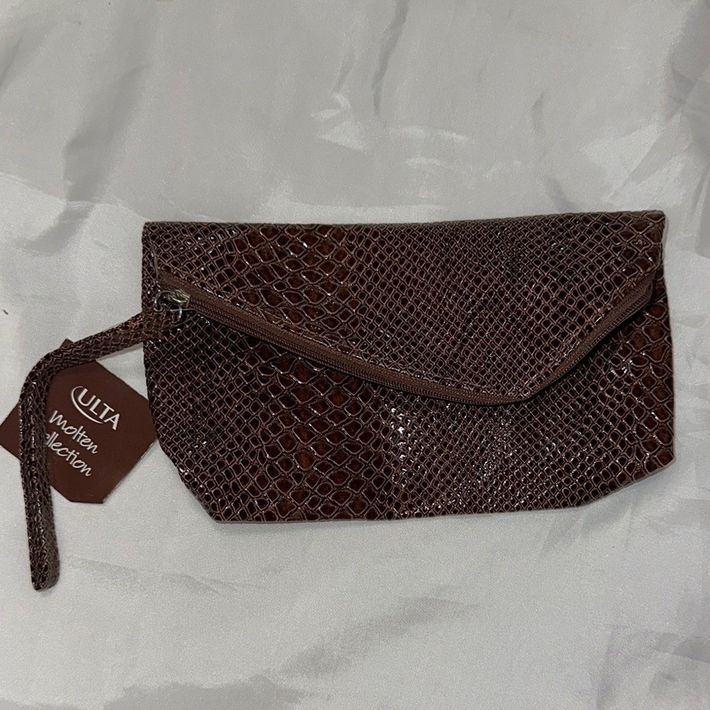 Ulta Molten Collection Makeup Bag Brown Snakeskin Embossed Wristlet Clutch NWT